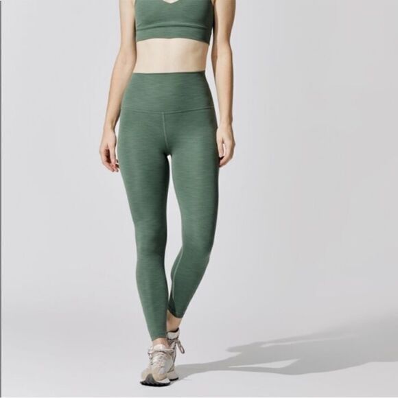 Beyond Yoga Ribbed Green High Rise Legging Small - Picture 3 of 9